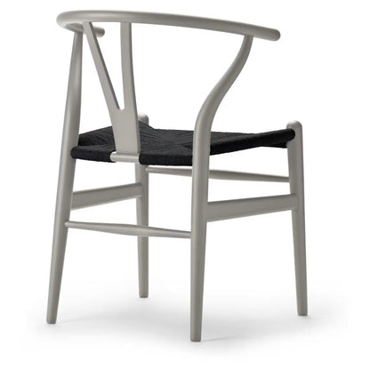 【カールハンセン別注Kvadratクッションプレゼント】CARL HANSEN & SON（カールハンセン&サン）/CH24/Yチェア（ワイチェア）/ビーチ材/SOFT SILVER GRAY仕上げ/ブラックペーパーコード/SH43【納期】ご注文後確認
