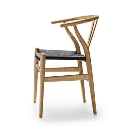 【カールハンセン別注Kvadratクッションプレゼント】CARL HANSEN & SON（カールハンセン&サン）/CH24/Yチェア（ワイチェア）/オーク材/オイル仕上げ/ブラックペーパーコード/SH43【納期】ご注文後確認 傷防止フェルト付