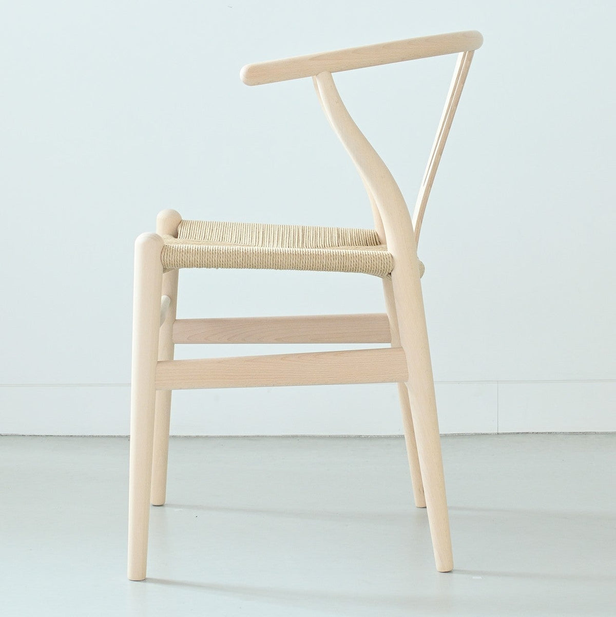 【カールハンセン別注Kvadratクッションプレゼント】CARL HANSEN & SON（カールハンセン&サン）/CH24/Yチェア（ワイチェア）/ビーチ材/ソープ仕上げ/ナチュラルペーパーコード/SH45/【シリアルNo.1773596】/【実物画像】 傷防止フェルト付