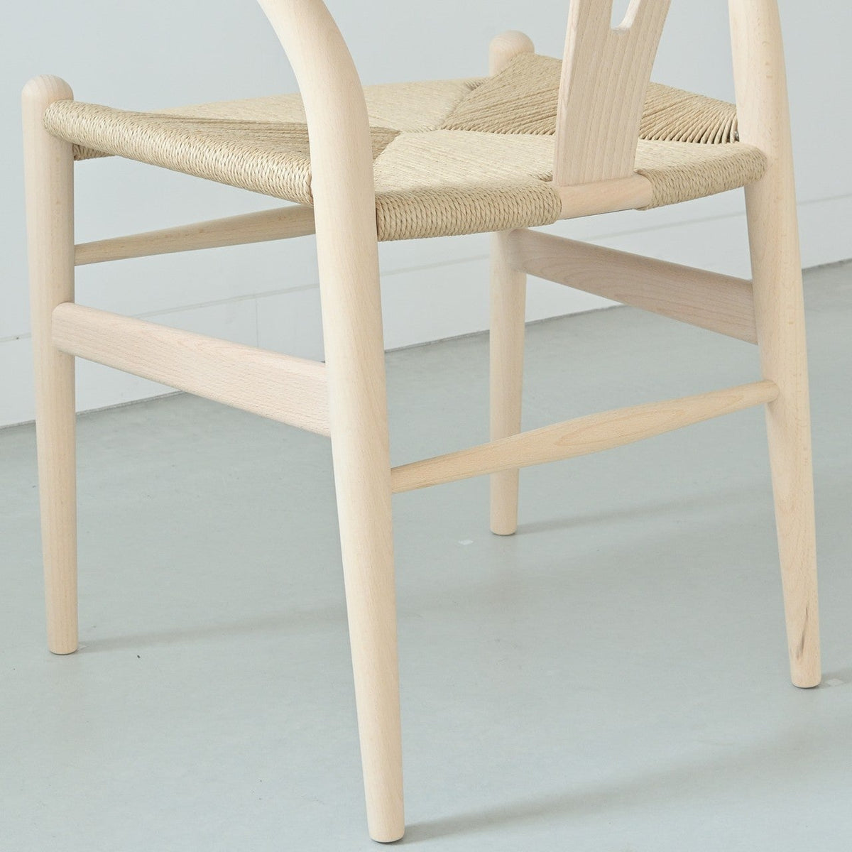 【カールハンセン別注Kvadratクッションプレゼント】CARL HANSEN & SON（カールハンセン&サン）/CH24/Yチェア（ワイチェア）/ビーチ材/ソープ仕上げ/ナチュラルペーパーコード/SH45/【シリアルNo.1773596】/【実物画像】 傷防止フェルト付