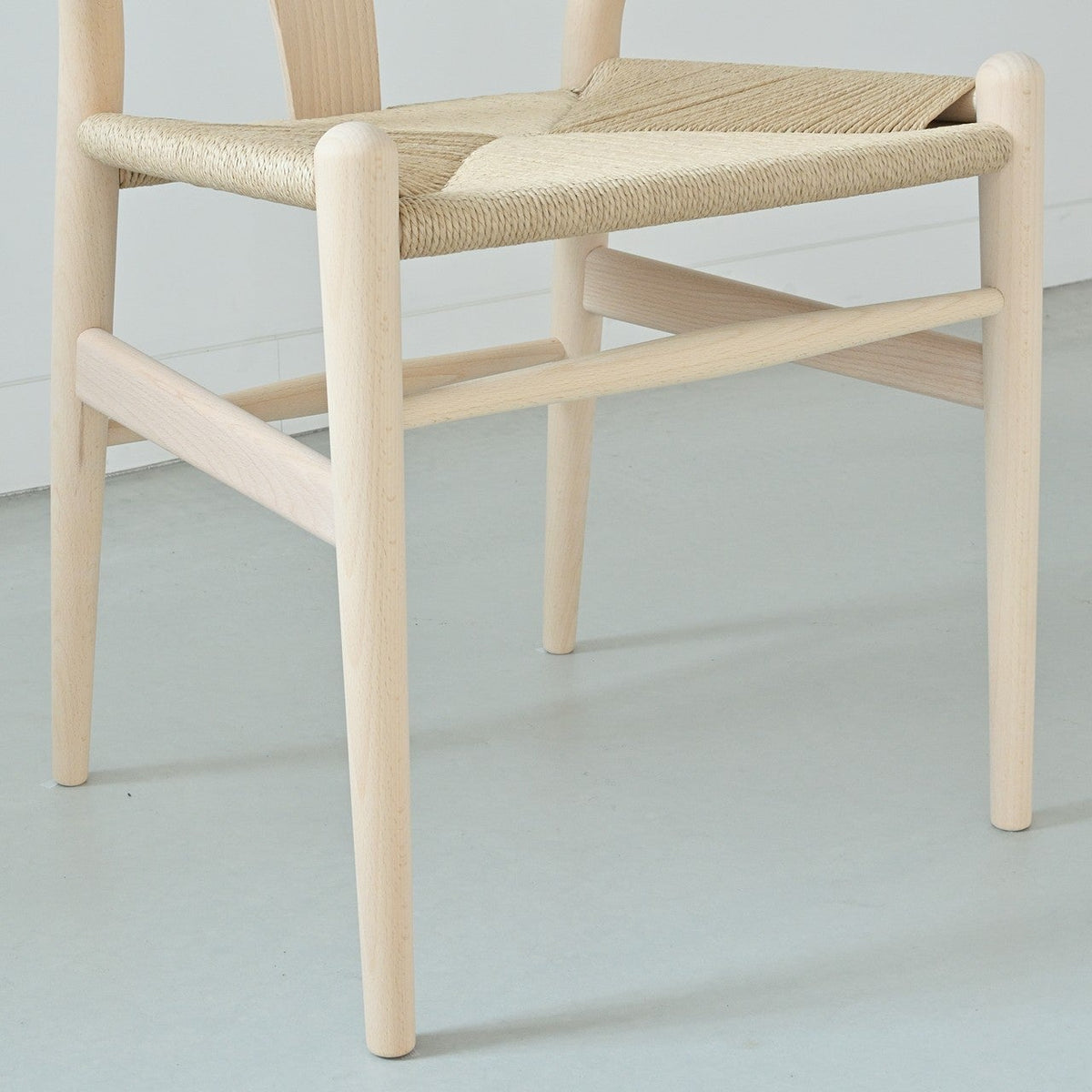 【カールハンセン別注Kvadratクッションプレゼント】CARL HANSEN & SON（カールハンセン&サン）/CH24/Yチェア（ワイチェア）/ビーチ材/ソープ仕上げ/ナチュラルペーパーコード/SH45/【シリアルNo.1773596】/【実物画像】 傷防止フェルト付