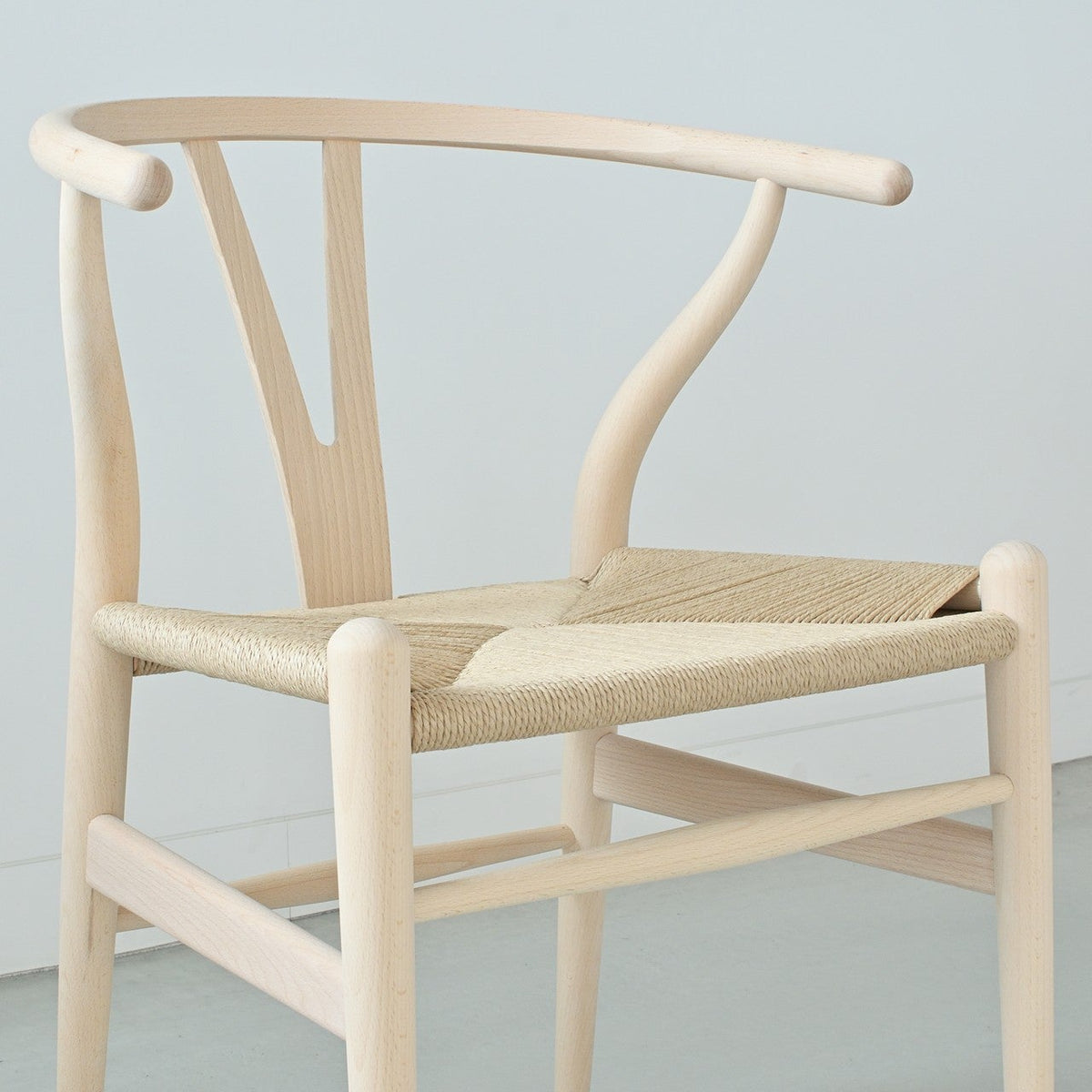 【カールハンセン別注Kvadratクッションプレゼント】CARL HANSEN & SON（カールハンセン&サン）/CH24/Yチェア（ワイチェア）/ビーチ材/ソープ仕上げ/ナチュラルペーパーコード/SH45/【シリアルNo.1773596】/【実物画像】 傷防止フェルト付