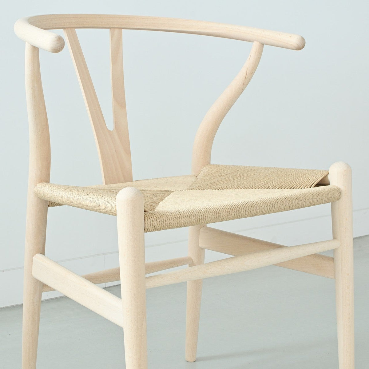 【カールハンセン別注Kvadratクッションプレゼント】CARL HANSEN & SON（カールハンセン&サン）/CH24/Yチェア（ワイチェア）/ビーチ材/ソープ仕上げ/ナチュラルペーパーコード/SH45/【シリアルNo.1773616】/【実物画像】 傷防止フェルト付
