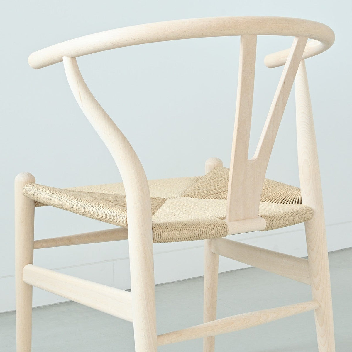 【カールハンセン別注Kvadratクッションプレゼント】CARL HANSEN & SON（カールハンセン&サン）/CH24/Yチェア（ワイチェア）/ビーチ材/ソープ仕上げ/ナチュラルペーパーコード/SH45/【シリアルNo.1789897】/【実物画像】 傷防止フェルト付
