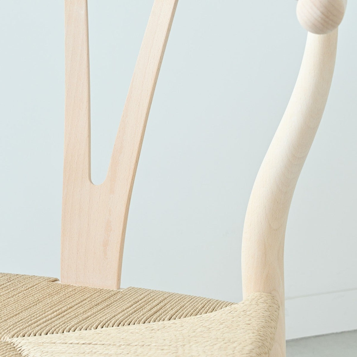 【カールハンセン別注Kvadratクッションプレゼント】CARL HANSEN & SON（カールハンセン&サン）/CH24/Yチェア（ワイチェア）/ビーチ材/ソープ仕上げ/ナチュラルペーパーコード/SH45/【シリアルNo.1789897】/【実物画像】 傷防止フェルト付