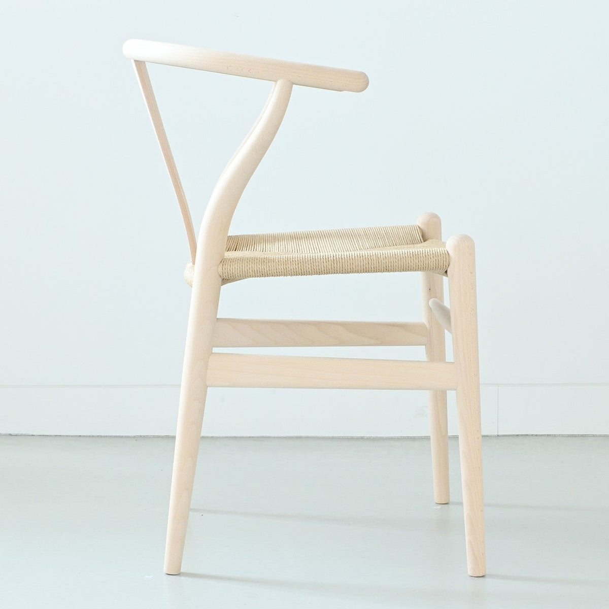 【カールハンセン別注Kvadratクッションプレゼント】CARL HANSEN & SON（カールハンセン&サン）/CH24/Yチェア（ワイチェア）/ビーチ材/ソープ仕上げ/ナチュラルペーパーコード/SH45/【シリアルNo.1789898】/【実物画像】 傷防止フェルト付