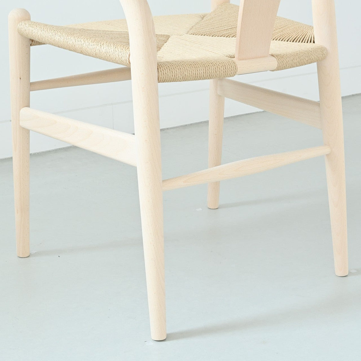 【カールハンセン別注Kvadratクッションプレゼント】CARL HANSEN & SON（カールハンセン&サン）/CH24/Yチェア（ワイチェア）/ビーチ材/ソープ仕上げ/ナチュラルペーパーコード/SH45/【シリアルNo.1789898】/【実物画像】 傷防止フェルト付
