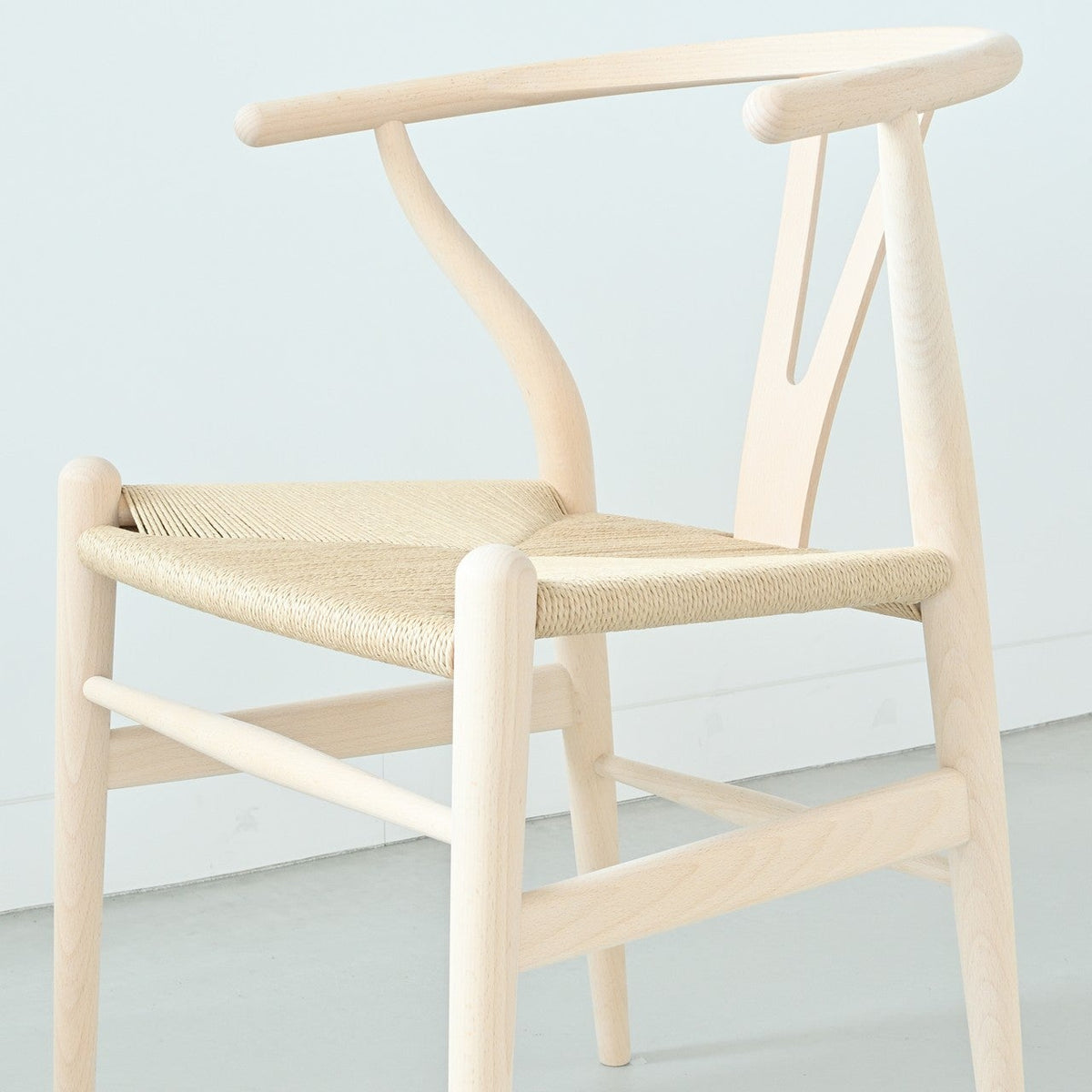 【カールハンセン別注Kvadratクッションプレゼント】CARL HANSEN & SON（カールハンセン&サン）/CH24/Yチェア（ワイチェア）/ビーチ材/ソープ仕上げ/ナチュラルペーパーコード/SH45/【シリアルNo.1789898】/【実物画像】 傷防止フェルト付