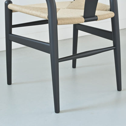 【カールハンセン別注Kvadratクッションプレゼント】CARL HANSEN & SON（カールハンセン&サン）/CH24/Yチェア（ワイチェア）/ビーチ材/SOFT BLACK仕上げ/ナチュラルペーパーコード/SH45/【シリアルNo.1782578】/【実物画像】 傷防止フェルト付