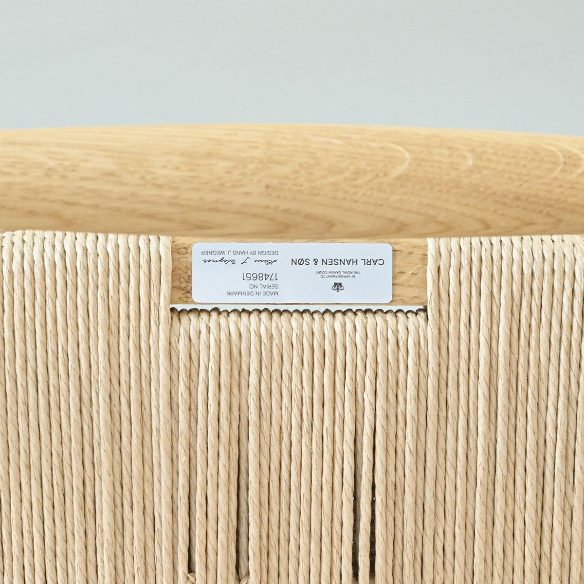 【カールハンセン別注Kvadratクッションプレゼント】CARL HANSEN & SON（カールハンセン&サン）/CH24/Yチェア（ワイチェア）/オーク材/オイル仕上げ/ナチュラルペーパーコード/SH45/【シリアルNo.1748651】/【実物画像】 傷防止フェルト付