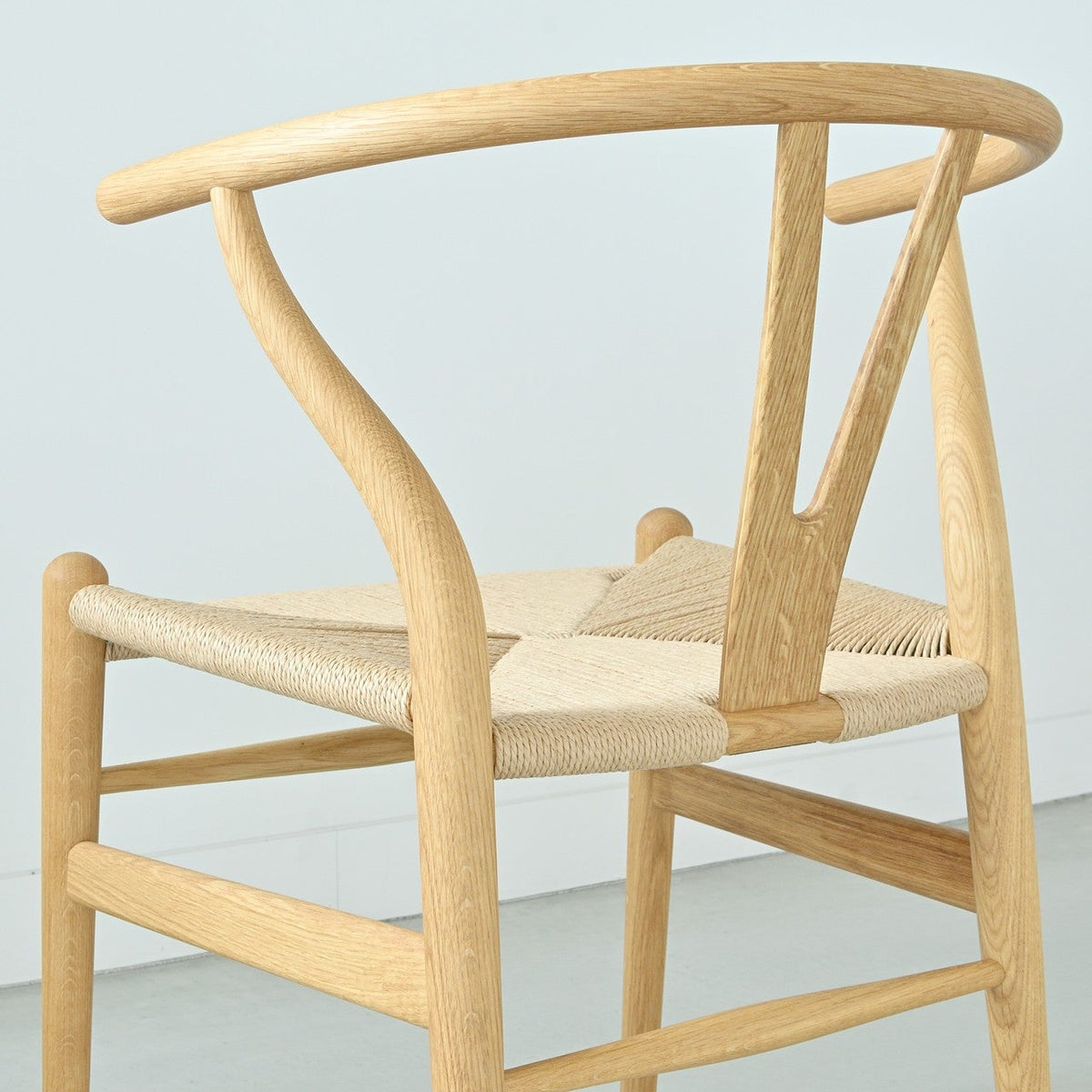 【カールハンセン別注Kvadratクッションプレゼント】CARL HANSEN & SON（カールハンセン&サン）/CH24/Yチェア（ワイチェア）/オーク材/オイル仕上げ/ナチュラルペーパーコード/SH45/【シリアルNo.1779147】/【実物画像】 傷防止フェルト付