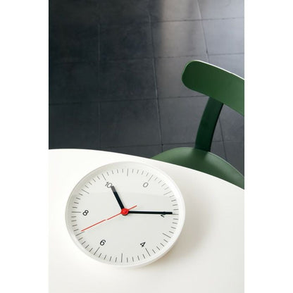 【壁掛けフック特典付】HAY（ヘイ）/WALL CLOCK/ウォールクロック/ホワイト 時計 クロック 壁掛け 掛け時計 壁かけ時計 新生活  北欧 子供部屋 寝室 リビング 玄関 洗面所 静音 カフェ オフィス 白 正規品 ギフト ラッピング不可