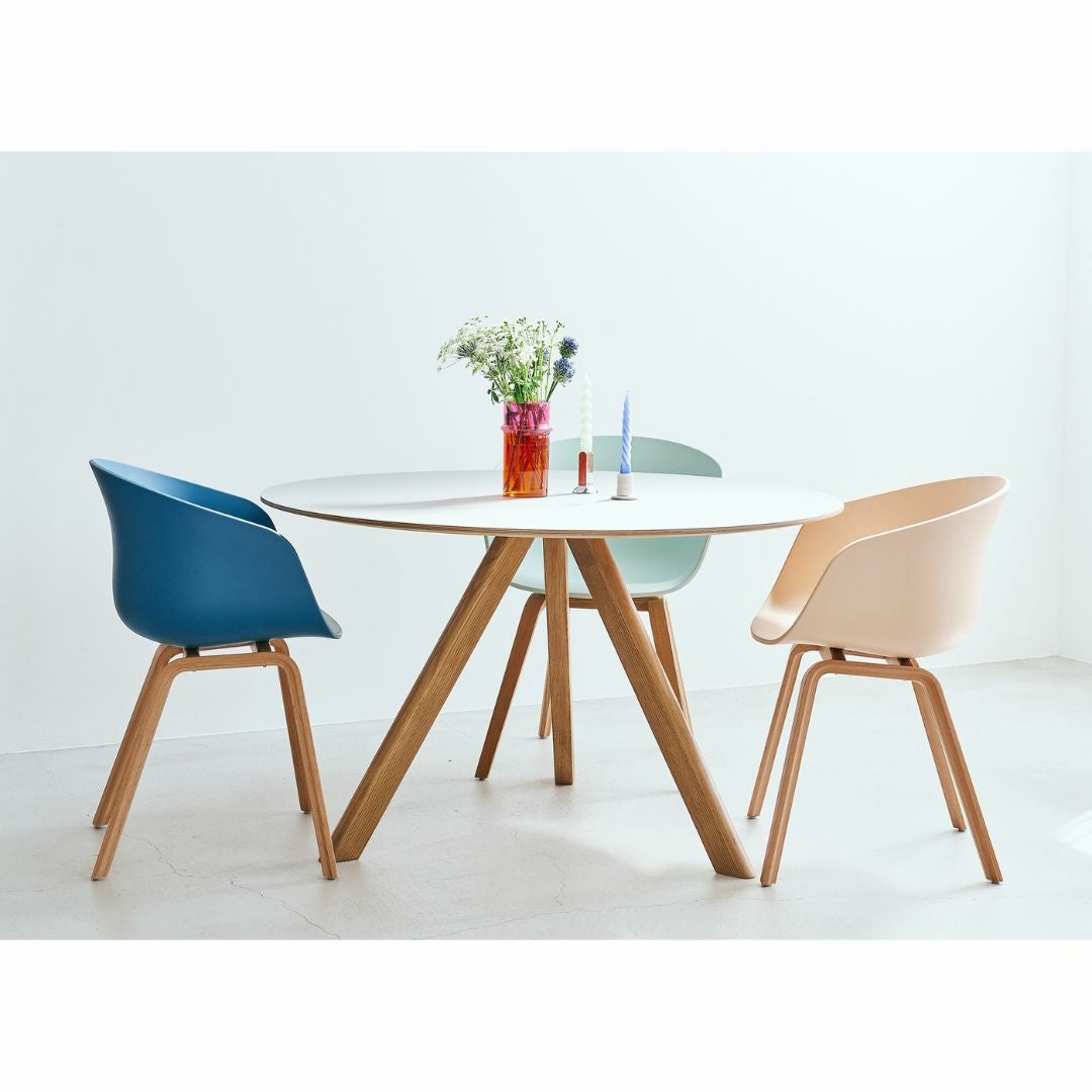 HAY（ヘイ）/CPH 20 ROUND/TABLES/テーブル/ダイニングテーブル/オーク/直径120/AA995-A530-AB39/Water-Based Lacquered Oak Veneer Tabletop Water-Based Lacquered Plywood Edge