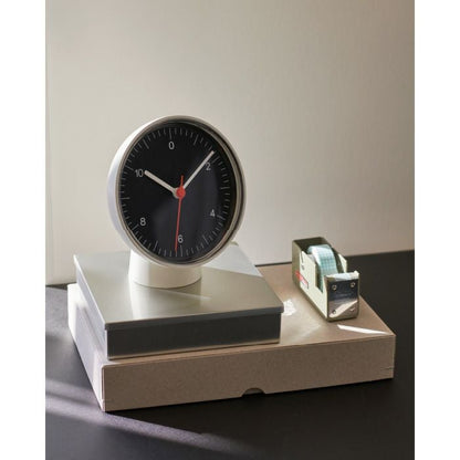 HAY（ヘイ）/TABLE CLOCK/テーブルクロック/ブラック 時計 クロック 卓上 新生活 置時計 置き時計 北欧 子供部屋 寝室 リビング 玄関 洗面所 静音 カフェ 小型 小さい 黒 正規品 ギフト ラッピング不可