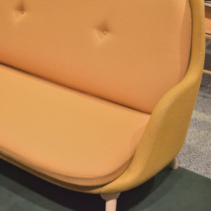 【店頭在庫品】Fritz Hansen（フリッツハンセン）/Fri Sofa/JH150/本体Remix422/座Viber0472/脚オーク