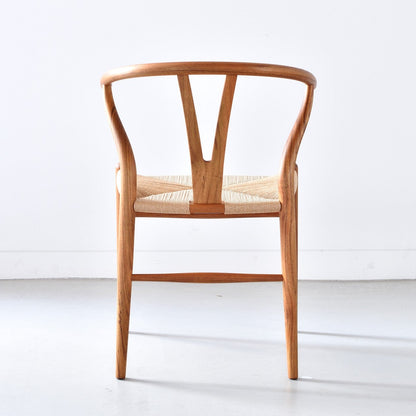 【カールハンセン別注Kvadratクッションプレゼント】CARL HANSEN & SON（カールハンセン&サン）/CH24/Yチェア（ワイチェア）/チーク材/オイル仕上げ/ナチュラルペーパーコード/SH45/【シリアルNo.1805586】/【実物画像】 傷防止フェルト付