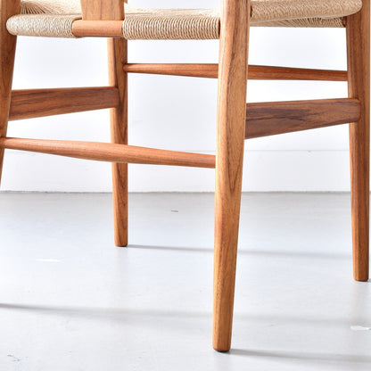 【カールハンセン別注Kvadratクッションプレゼント】CARL HANSEN & SON（カールハンセン&サン）/CH24/Yチェア（ワイチェア）/チーク材/オイル仕上げ/ナチュラルペーパーコード/SH45/【シリアルNo.1805586】/【実物画像】 傷防止フェルト付