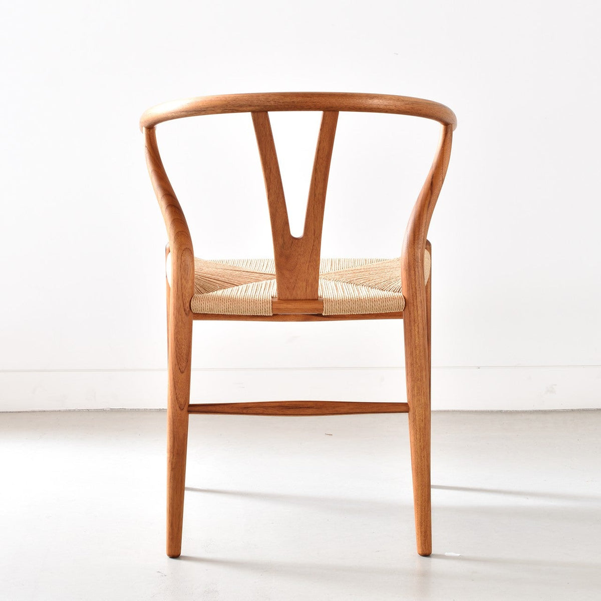 【カールハンセン別注Kvadratクッションプレゼント】CARL HANSEN & SON（カールハンセン&サン）/CH24/Yチェア（ワイチェア）/チーク材/オイル仕上げ/ナチュラルペーパーコード/SH45/【シリアルNo.1790825】/【実物画像】 傷防止フェルト付