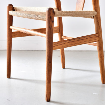 【カールハンセン別注Kvadratクッションプレゼント】CARL HANSEN & SON（カールハンセン&サン）/CH24/Yチェア（ワイチェア）/チーク材/オイル仕上げ/ナチュラルペーパーコード/SH45/【シリアルNo.1790825】/【実物画像】 傷防止フェルト付