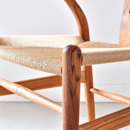 【カールハンセン別注Kvadratクッションプレゼント】CARL HANSEN & SON（カールハンセン&サン）/CH24/Yチェア（ワイチェア）/チーク材/オイル仕上げ/ナチュラルペーパーコード/SH45/【シリアルNo.1790825】/【実物画像】 傷防止フェルト付