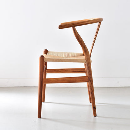 【カールハンセン別注Kvadratクッションプレゼント】CARL HANSEN & SON（カールハンセン&サン）/CH24/Yチェア（ワイチェア）/チーク材/オイル仕上げ/ナチュラルペーパーコード/SH45/【シリアルNo.1792867】/【実物画像】 傷防止フェルト付