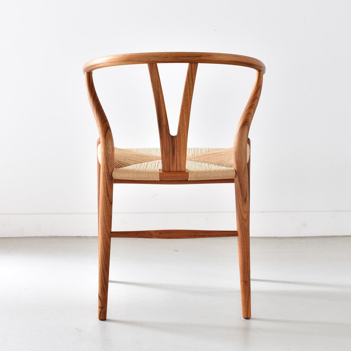 【カールハンセン別注Kvadratクッションプレゼント】CARL HANSEN & SON（カールハンセン&サン）/CH24/Yチェア（ワイチェア）/チーク材/オイル仕上げ/ナチュラルペーパーコード/SH45/【シリアルNo.1792867】/【実物画像】 傷防止フェルト付