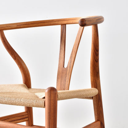 【カールハンセン別注Kvadratクッションプレゼント】CARL HANSEN & SON（カールハンセン&サン）/CH24/Yチェア（ワイチェア）/チーク材/オイル仕上げ/ナチュラルペーパーコード/SH45/【シリアルNo.1792867】/【実物画像】 傷防止フェルト付