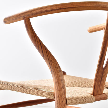 【カールハンセン別注Kvadratクッションプレゼント】CARL HANSEN & SON（カールハンセン&サン）/CH24/Yチェア（ワイチェア）/チーク材/オイル仕上げ/ナチュラルペーパーコード/SH45/【シリアルNo.1792867】/【実物画像】 傷防止フェルト付