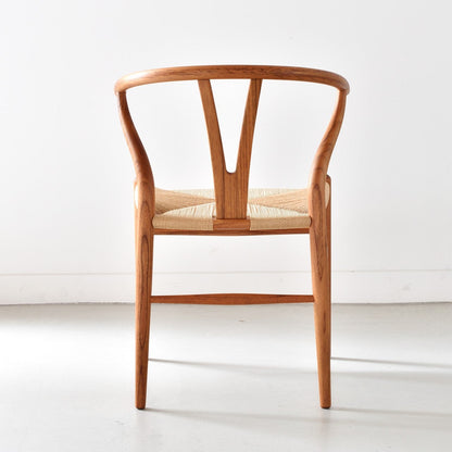 【カールハンセン別注Kvadratクッションプレゼント】CARL HANSEN & SON（カールハンセン&サン）/CH24/Yチェア（ワイチェア）/チーク材/オイル仕上げ/ナチュラルペーパーコード/SH45/【シリアルNo.1792868】/【実物画像】 傷防止フェルト付