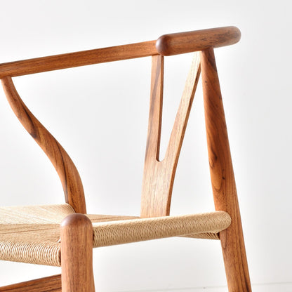 【カールハンセン別注Kvadratクッションプレゼント】CARL HANSEN & SON（カールハンセン&サン）/CH24/Yチェア（ワイチェア）/チーク材/オイル仕上げ/ナチュラルペーパーコード/SH45/【シリアルNo.1792868】/【実物画像】 傷防止フェルト付
