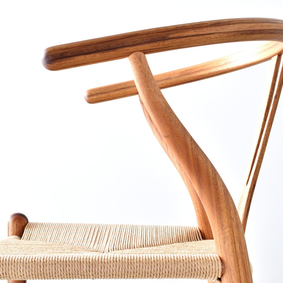 【カールハンセン別注Kvadratクッションプレゼント】CARL HANSEN & SON（カールハンセン&サン）/CH24/Yチェア（ワイチェア）/チーク材/オイル仕上げ/ナチュラルペーパーコード/SH45/【シリアルNo.1792871】/【実物画像】 傷防止フェルト付