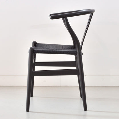 【カールハンセン別注Kvadratクッションプレゼント】CARL HANSEN & SON（カールハンセン&サン）/CH24/Yチェア(ワイチェア)/ユーカリ材/BLACK塗装仕上げ/ブラックペーパーコード/SH45　BLACK FRIDAY 限定販売 傷防止フェルト付