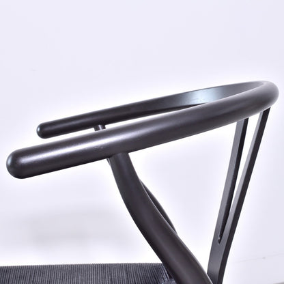 【カールハンセン別注Kvadratクッションプレゼント】CARL HANSEN & SON（カールハンセン&サン）/CH24/Yチェア(ワイチェア)/ユーカリ材/BLACK塗装仕上げ/ブラックペーパーコード/SH45　BLACK FRIDAY 限定販売 傷防止フェルト付