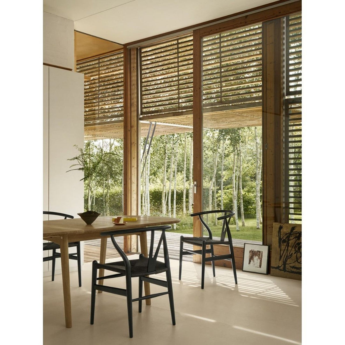 【カールハンセン別注Kvadratクッションプレゼント】CARL HANSEN & SON（カールハンセン&サン）/CH24/Yチェア(ワイチェア)/ユーカリ材/BLACK塗装仕上げ/ブラックペーパーコード/SH45　BLACK FRIDAY 限定販売 傷防止フェルト付