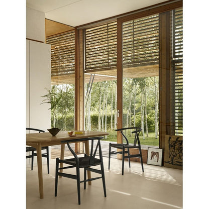 【カールハンセン別注Kvadratクッションプレゼント】CARL HANSEN & SON（カールハンセン&サン）/CH24/Yチェア(ワイチェア)/ユーカリ材/BLACK塗装仕上げ/ブラックペーパーコード/SH45　BLACK FRIDAY 限定販売 傷防止フェルト付