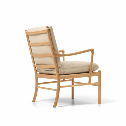 CARL HANSEN & SON（カールハンセン&サン）/OW149/コロニアルチェア/オーク材/オイル仕上げ/Leather group C/TERRAR/Lime-20365/ベージュ【納期】ご注文後確認