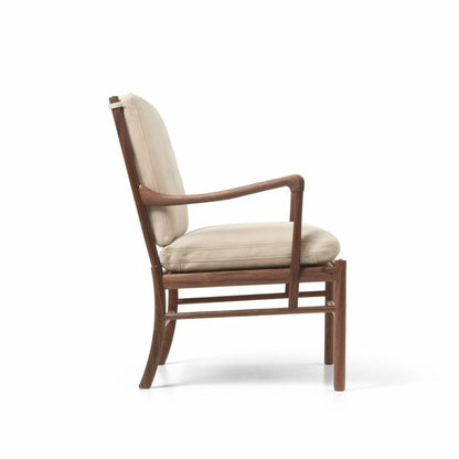 CARL HANSEN & SON（カールハンセン&サン）/OW149/コロニアルチェア/ウォルナット材/オイル仕上げ/Leather group C/TERRAR/Lime-20365/ベージュ【納期】ご注文後確認