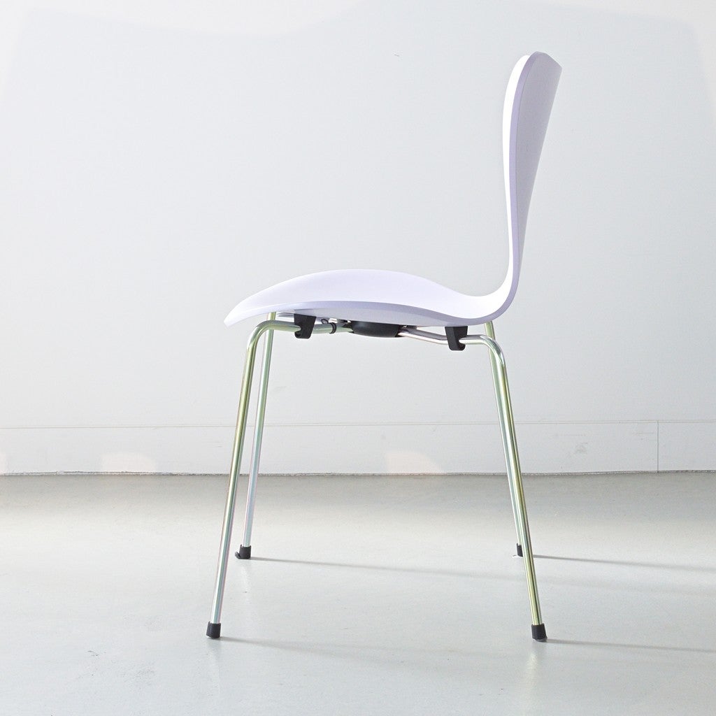 Fritz Hansen（フリッツハンセン）/セブンチェア【DP】/3110/7:14 AM VIOLET/ラッカー仕上げ/レインボーレッグ/SH46/記念モデル
