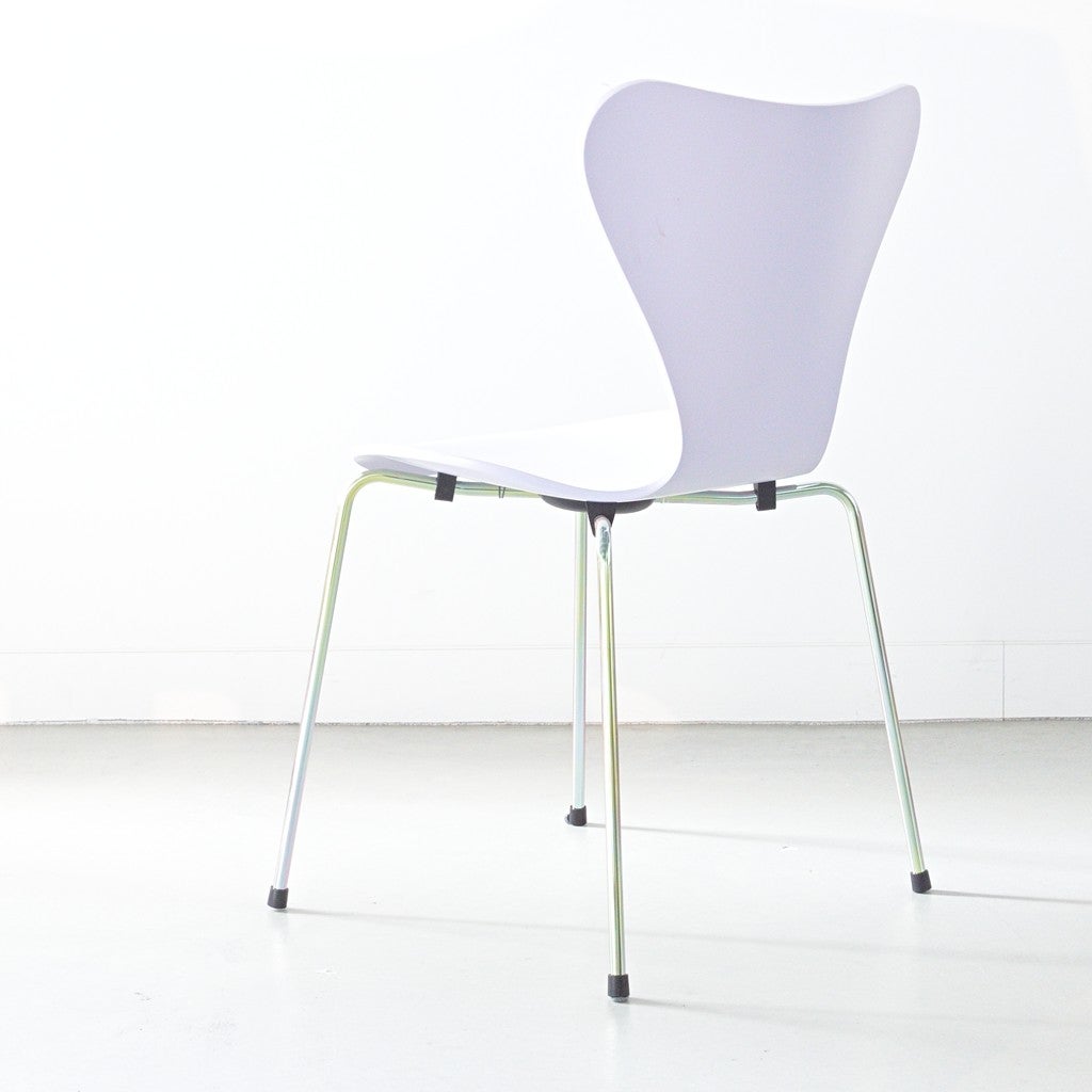 Fritz Hansen（フリッツハンセン）/セブンチェア【DP】/3110/7:14 AM VIOLET/ラッカー仕上げ/レインボーレッグ/SH46/記念モデル