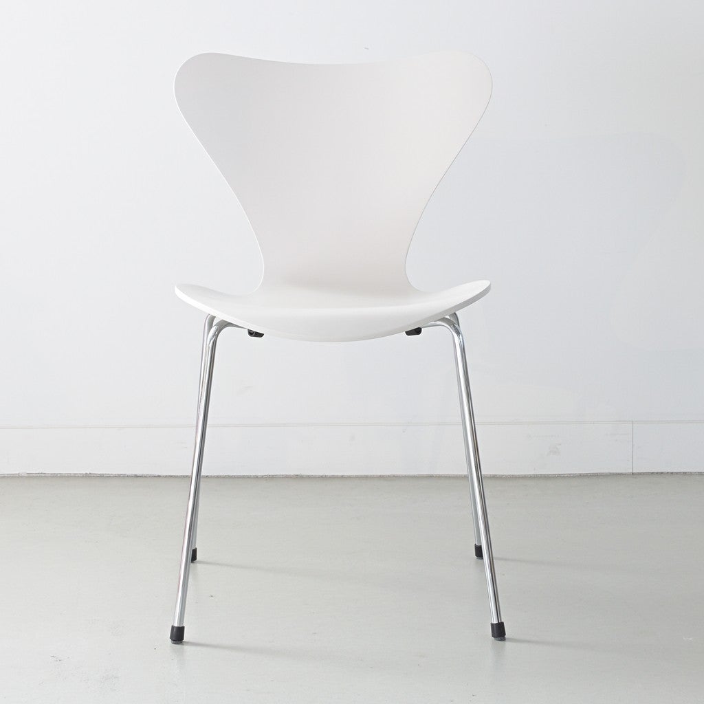 Fritz Hansen（フリッツハンセン）/セブンチェア【DP】/3108/7:14 AM BEIGE/ラッカー仕上げ/クロームレッグ/SH46/記念モデル