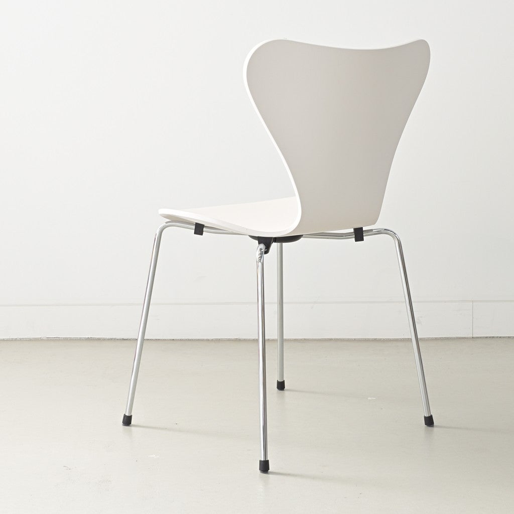 Fritz Hansen（フリッツハンセン）/セブンチェア【DP】/3108/7:14 AM BEIGE/ラッカー仕上げ/クロームレッグ/SH46/記念モデル