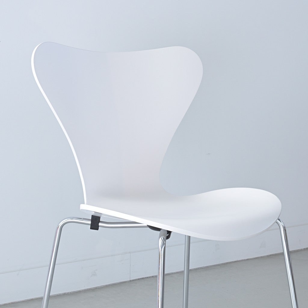 Fritz Hansen（フリッツハンセン）/セブンチェア【DP】/3108/7:14 AM BEIGE/ラッカー仕上げ/クロームレッグ/SH46/記念モデル