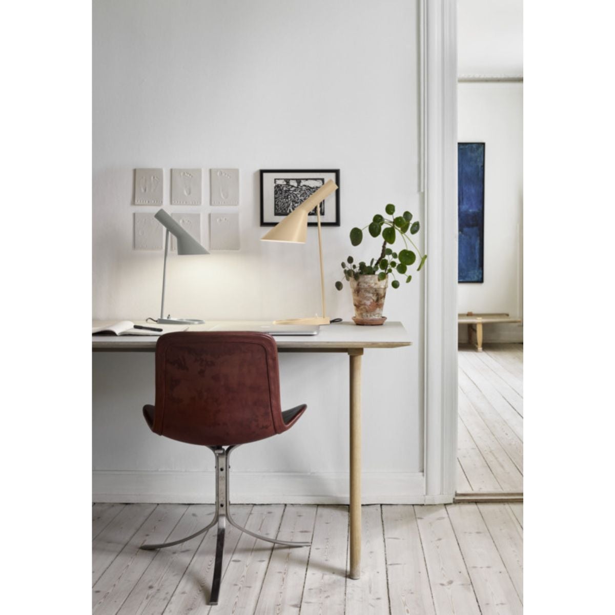 Louis Poulsen（ルイスポールセン）/AJ Mini Table/AJ ミニ テーブル