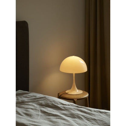 Louis Poulsen（ルイスポールセン）/Panthella 320 Table Lamp V2/パンテラ 320 テーブルランプ