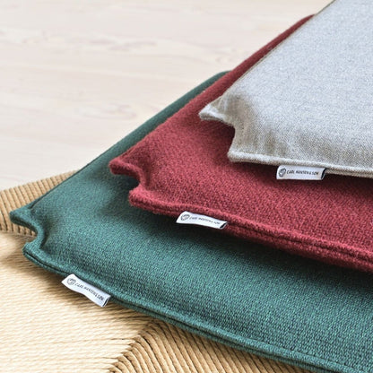 Carl Hansen & Son × Kvadrat 【別注】Yチェア（CH24）用シートクッション Balder 3 （0982）Green