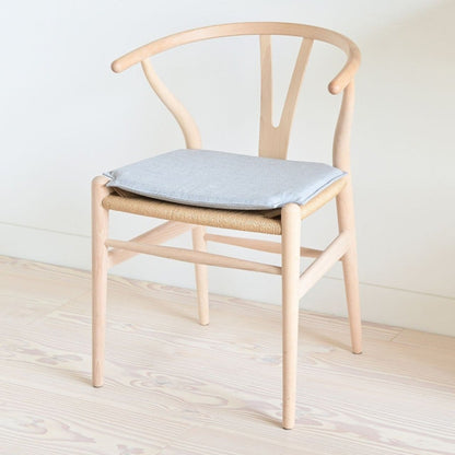 Carl Hansen & Son × Kvadrat 【別注】Yチェア（CH24）用シートクッション Remix 3 （0123）Grey