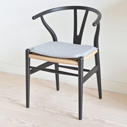Carl Hansen & Son × Kvadrat 【別注】Yチェア（CH24）用シートクッション Remix 3 （0123）Grey