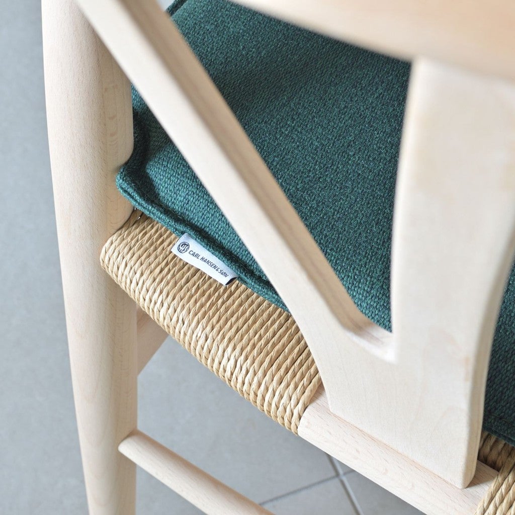 Carl Hansen & Son × Kvadrat 【別注】Yチェア（CH24）用シートクッション Remix 3 （0123）Grey